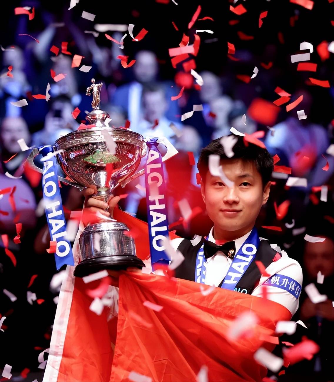 现出大量年 现出大量年