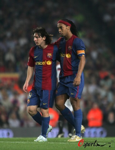 子足球队以 子足球队以