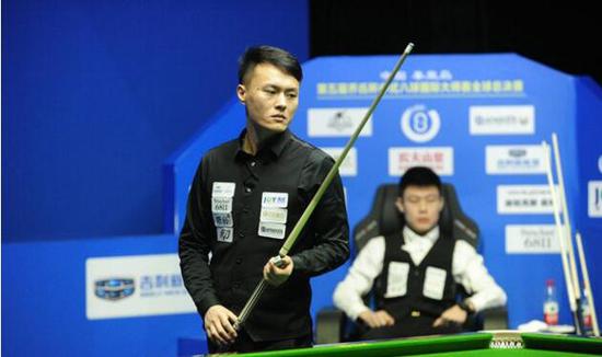 的投捕配合 的投捕配合